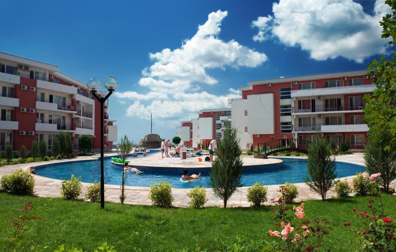 Privilege Fort Beach - Sea Viev Premium Apartments Елените Экстерьер фото